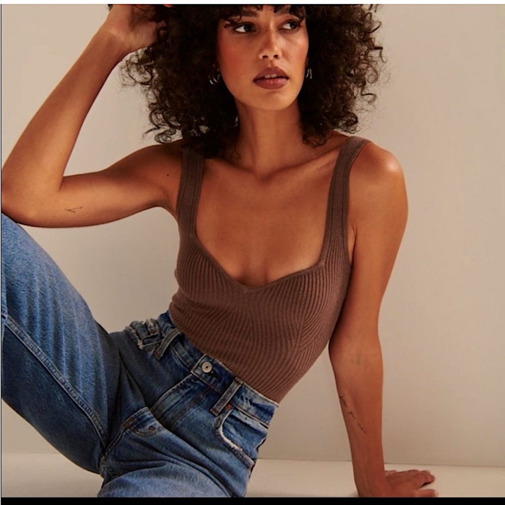 Abercrombie & Fitch sweetheart knit bodysuit.